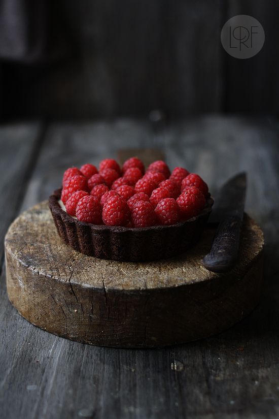 Tartaletas de chocolate, mascarpone y frambuesas