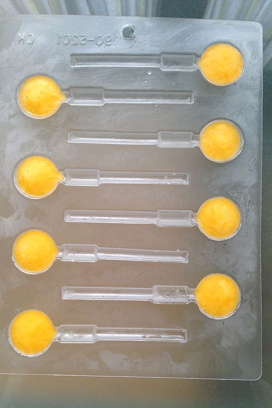Congelamos el mango triturado