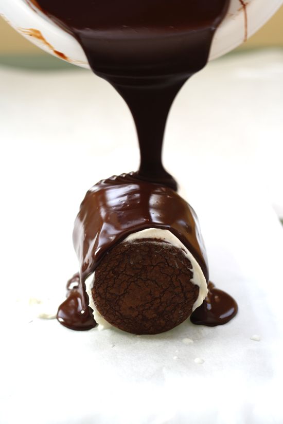 Bañamos con la ganaché de chocolate